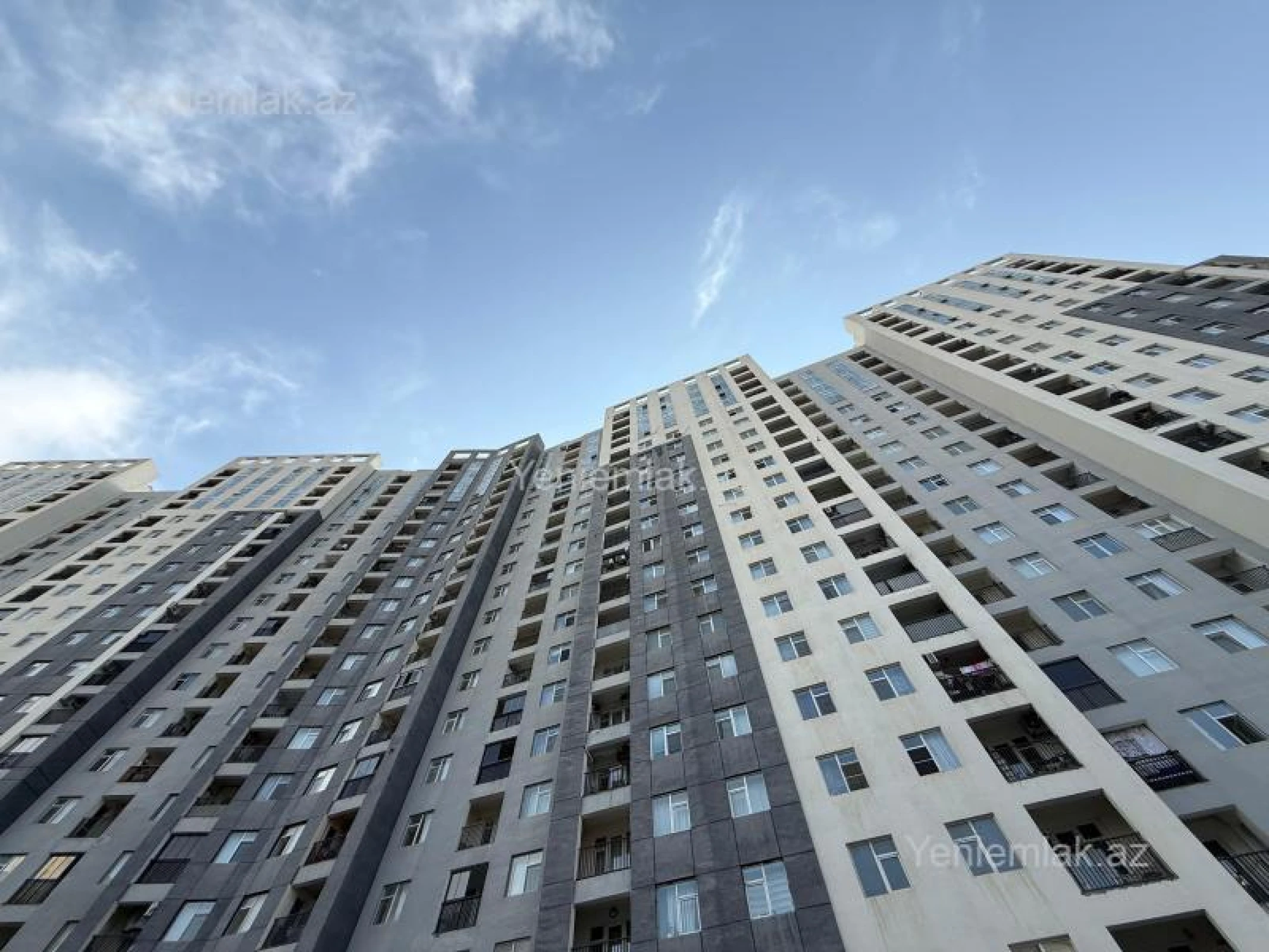 Satılır 4 otaqlı yeni tikili 155 m²