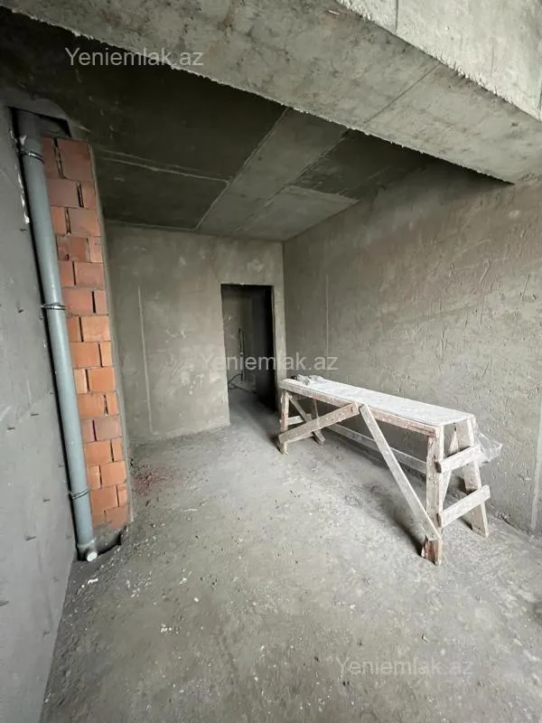 Satılır 4 otaqlı yeni tikili 155 m²