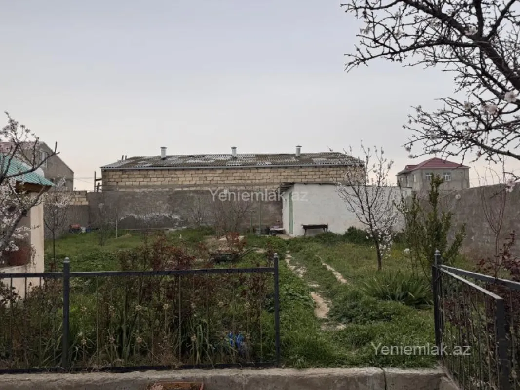 Satılır 2 otaqlı həyət evi 70 m²