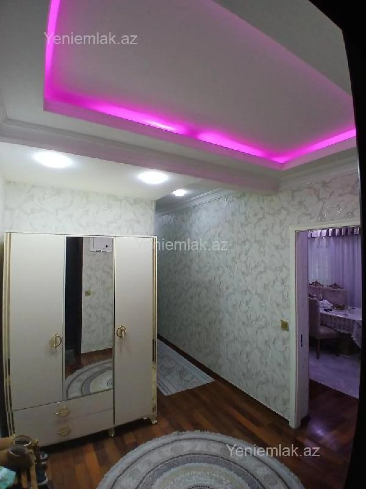 Satılır 4 otaqlı köhnə tikili 70 m²