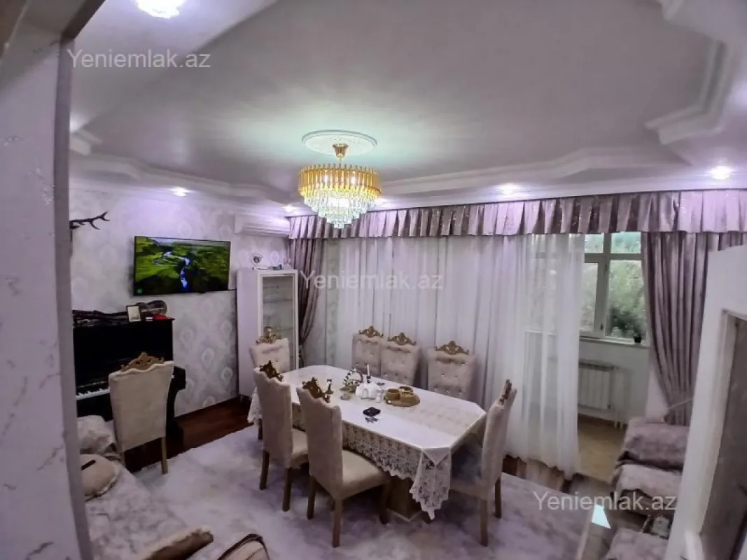 Satılır 4 otaqlı köhnə tikili 70 m²
