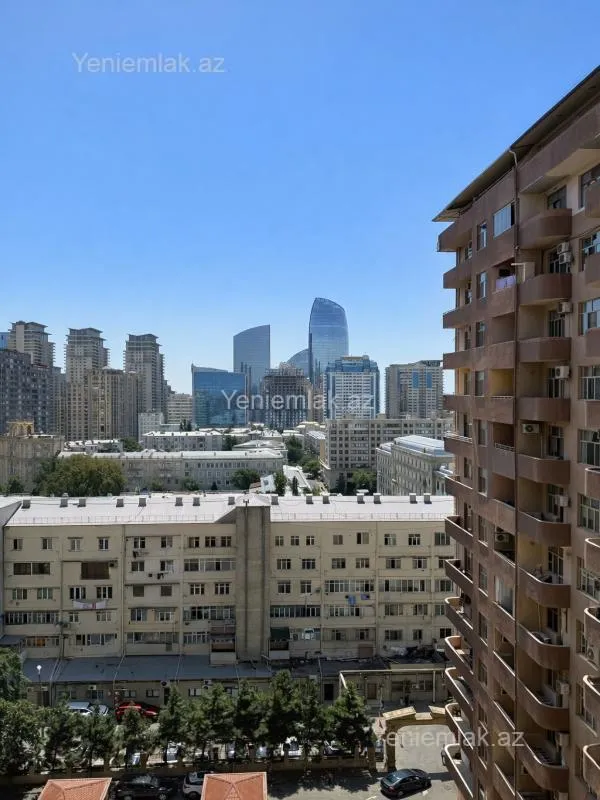 Satılır 4 otaqlı yeni tikili 155 m²