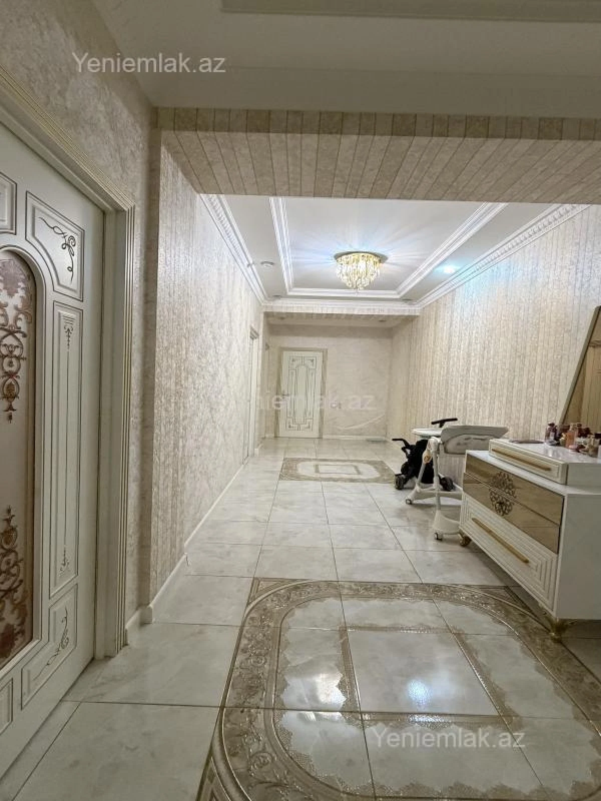 Satılır 2 otaqlı yeni tikili 80 m²