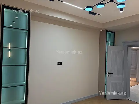 Satılır 4 otaqlı yeni tikili 117 m²