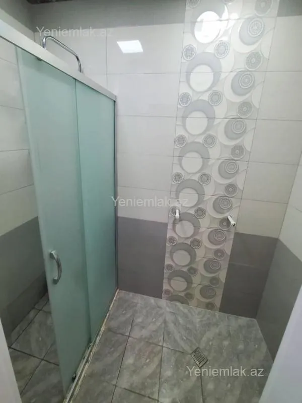 Satılır 3 otaqlı yeni tikili 85 m²