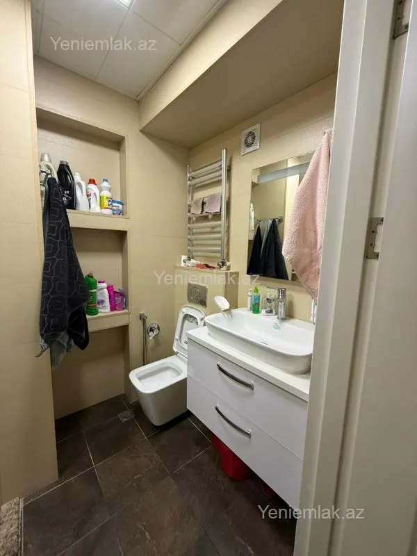 Satılır 2 otaqlı köhnə tikili 50 m²