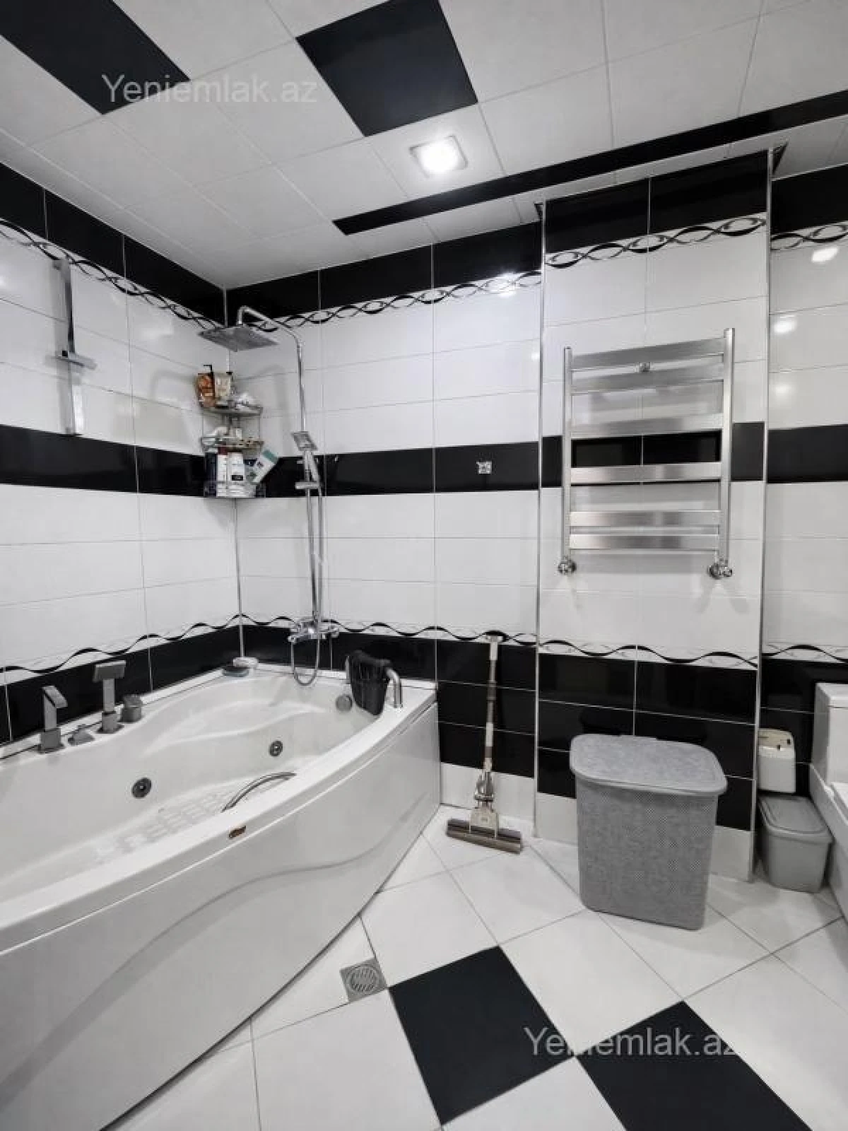 Satılır 3 otaqlı yeni tikili 140 m²