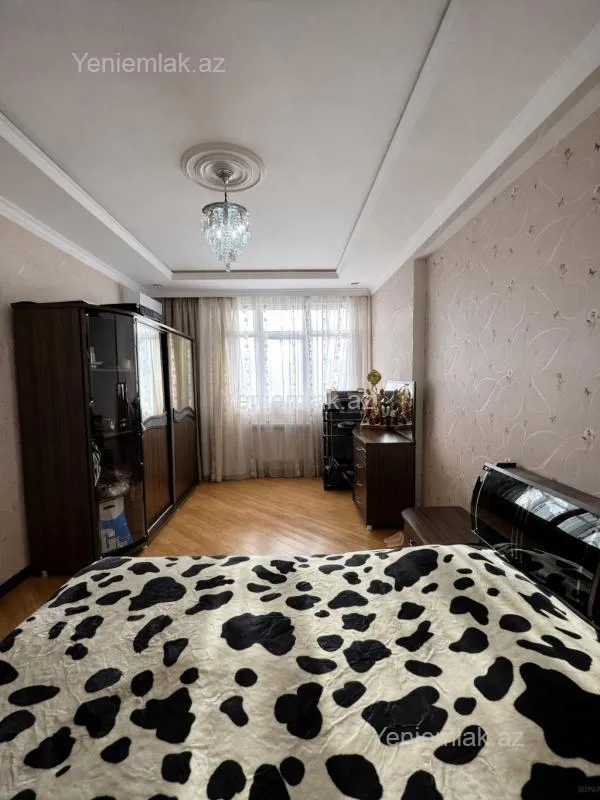 Satılır 3 otaqlı yeni tikili 140 m²