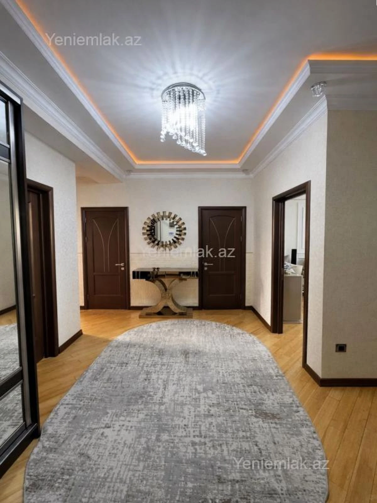 Satılır 3 otaqlı yeni tikili 140 m²