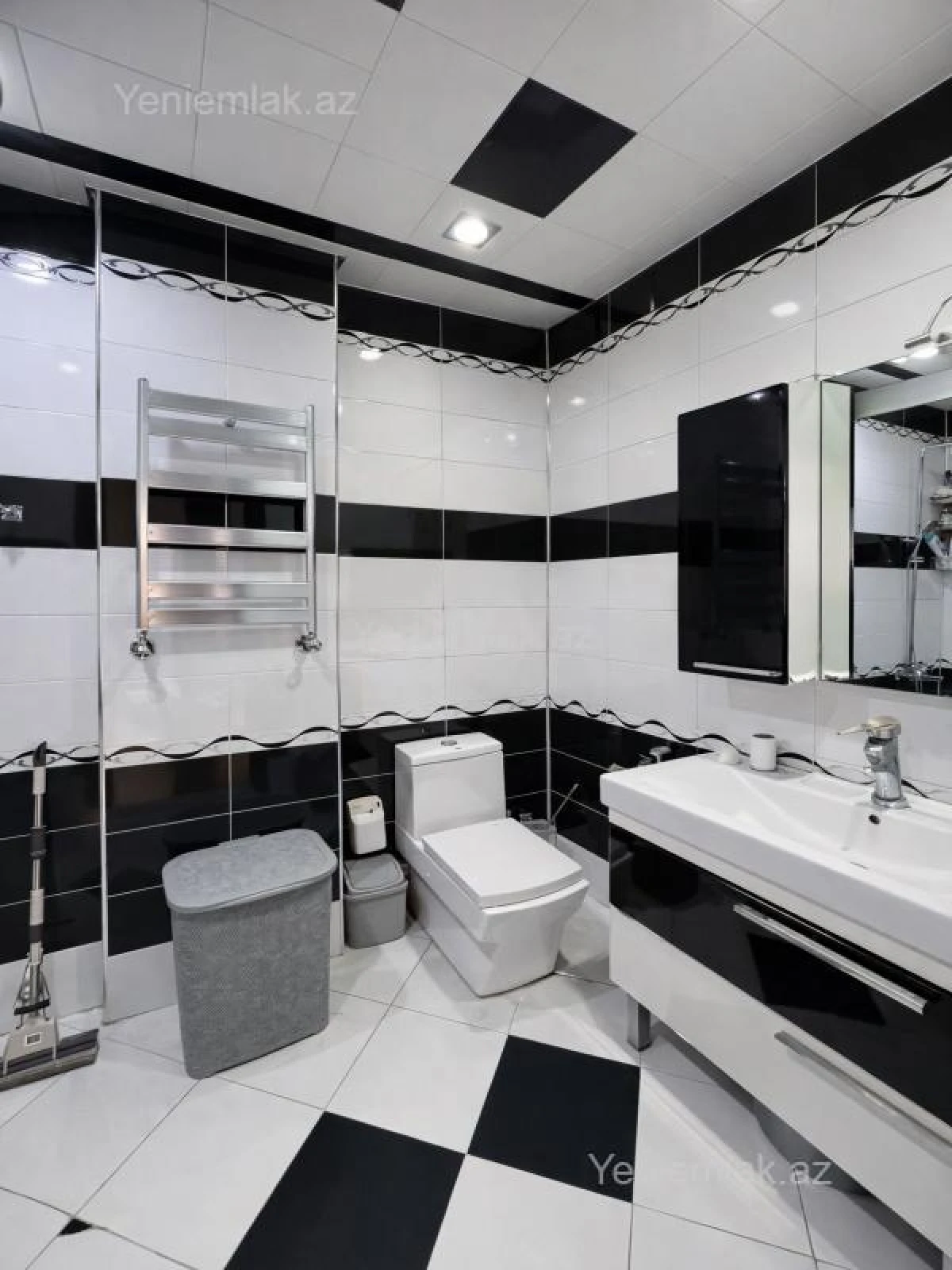 Satılır 3 otaqlı yeni tikili 140 m²