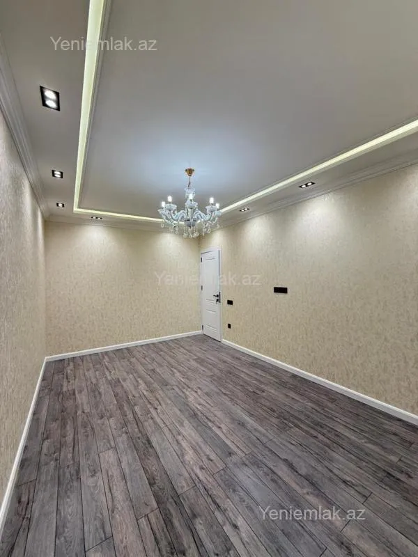 Satılır 2 otaqlı köhnə tikili 65 m²