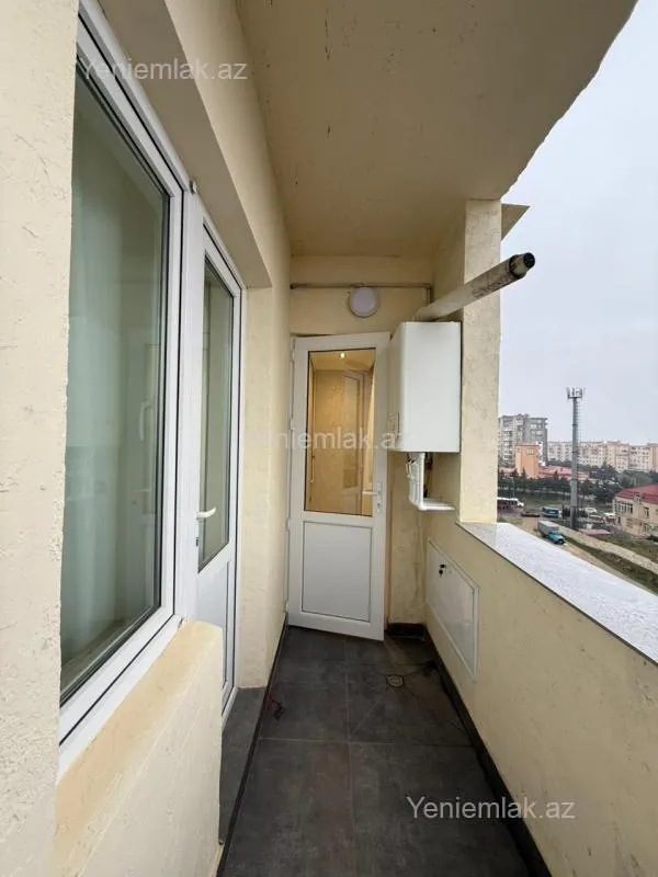 Satılır 2 otaqlı köhnə tikili 65 m²