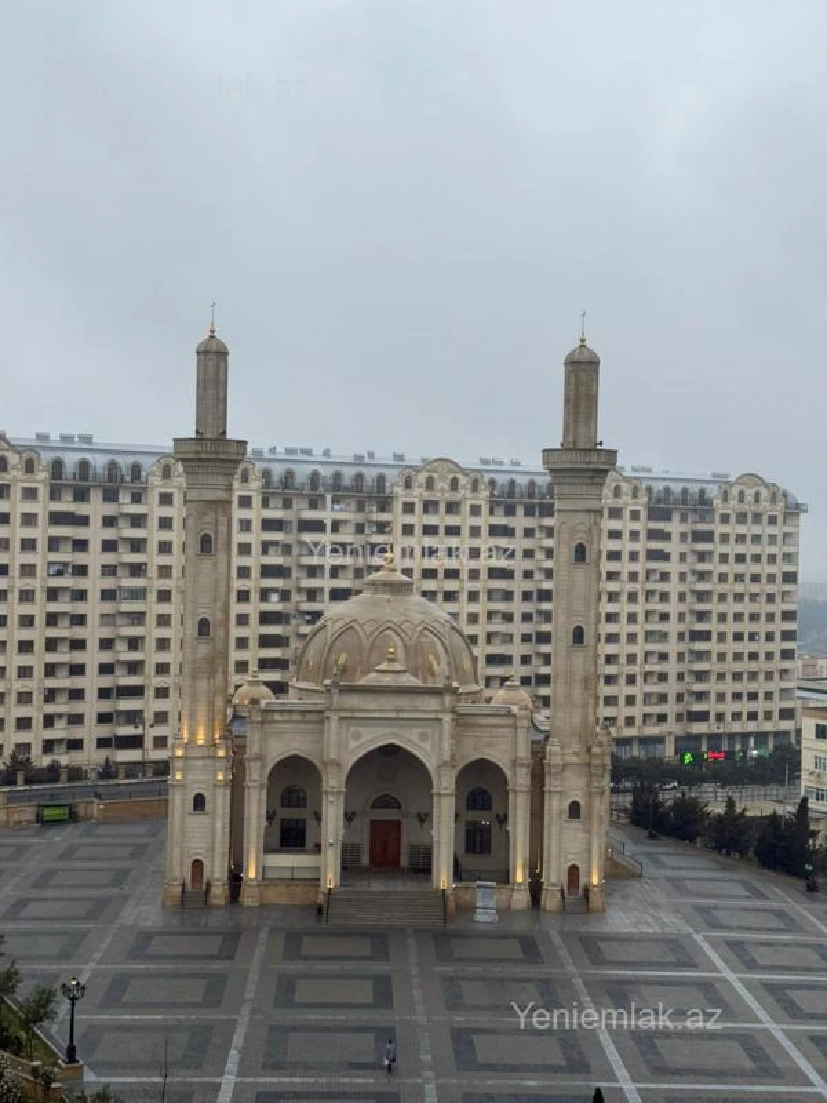 Satılır 2 otaqlı köhnə tikili 65 m²