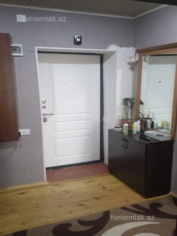 Satılır 2 otaqlı köhnə tikili 50 m²