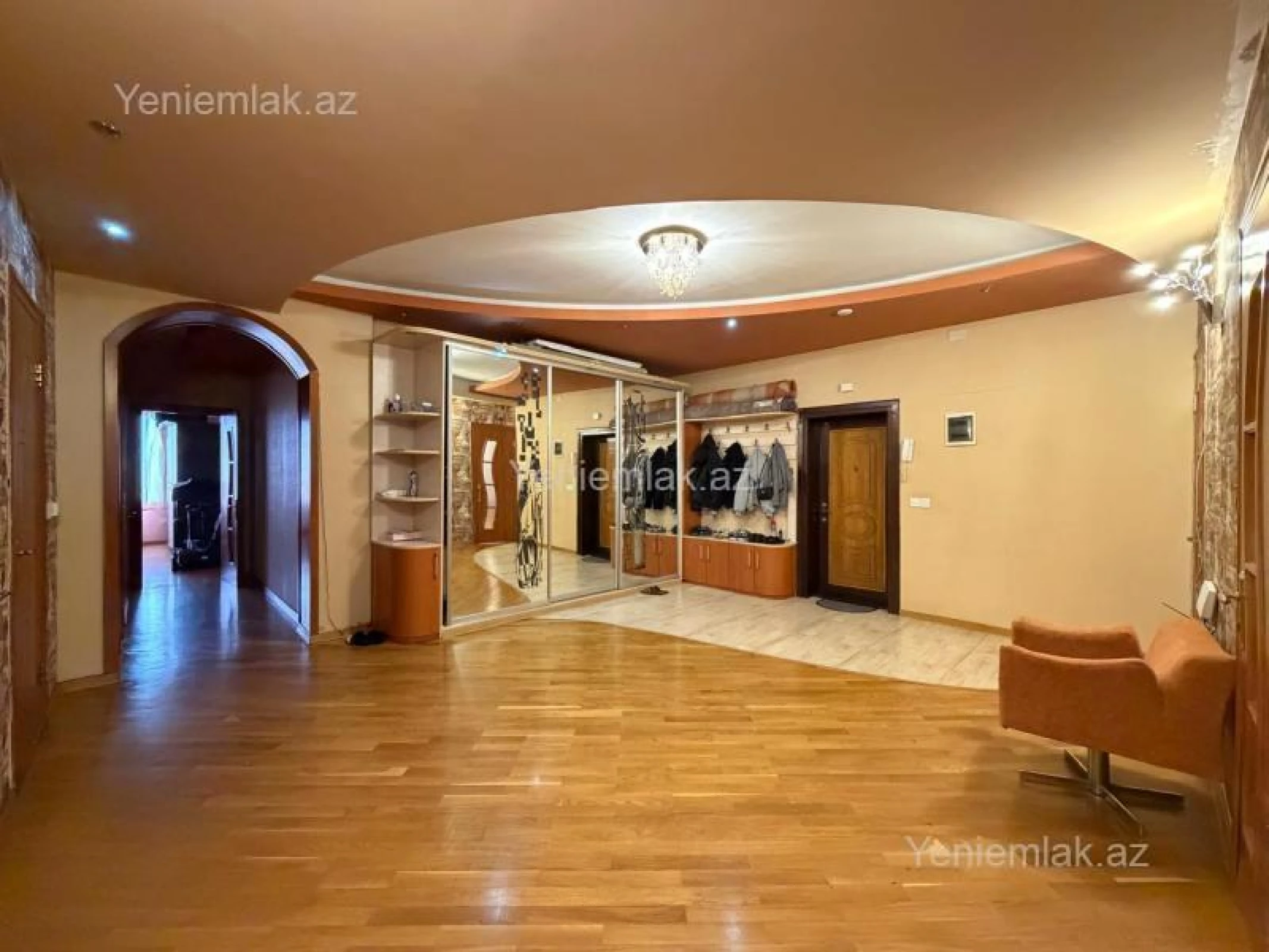 Satılır 4 otaqlı yeni tikili 191 m²