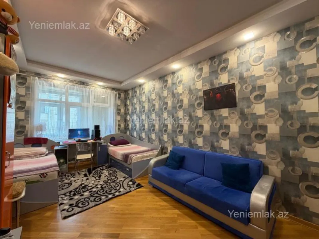 Satılır 4 otaqlı yeni tikili 191 m²