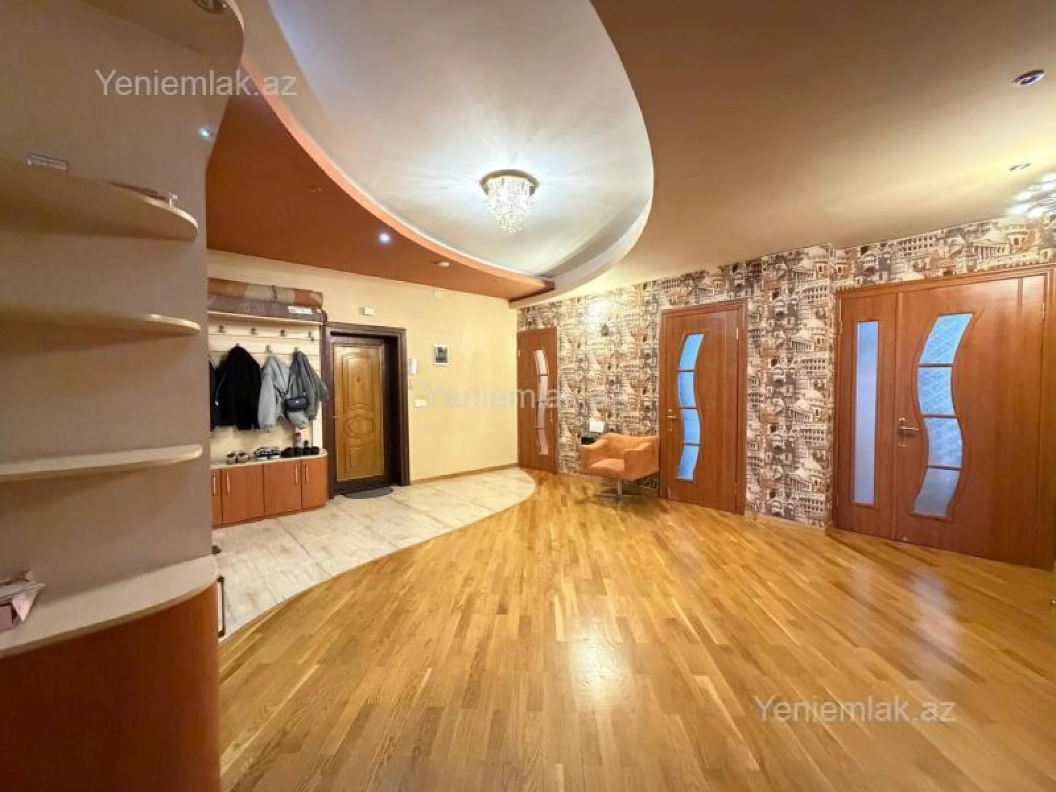 Satılır 4 otaqlı yeni tikili 191 m²