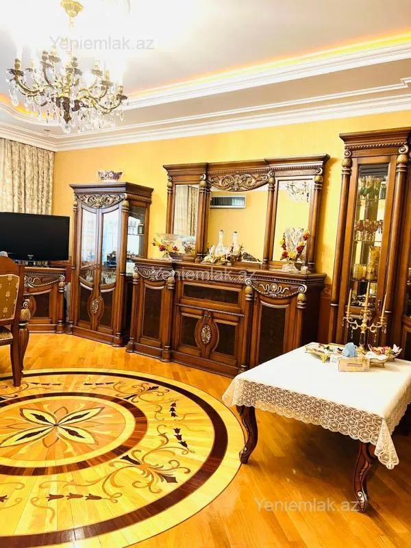 Satılır 4 otaqlı yeni tikili 153 m²