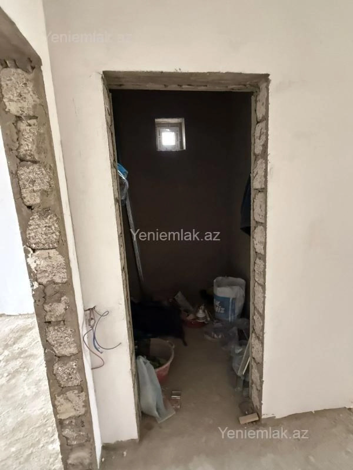 Satılır 5 otaqlı həyət evi 230 m²
