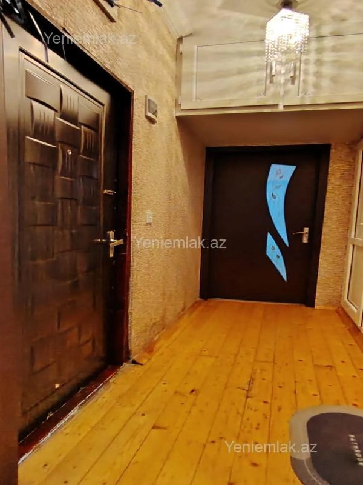 Satılır 2 otaqlı köhnə tikili 55 m²