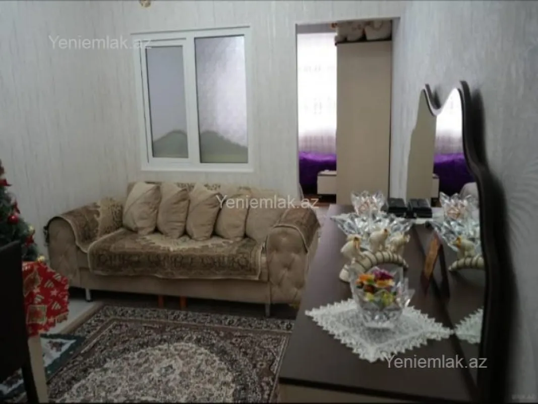 Satılır 2 otaqlı köhnə tikili 45 m²