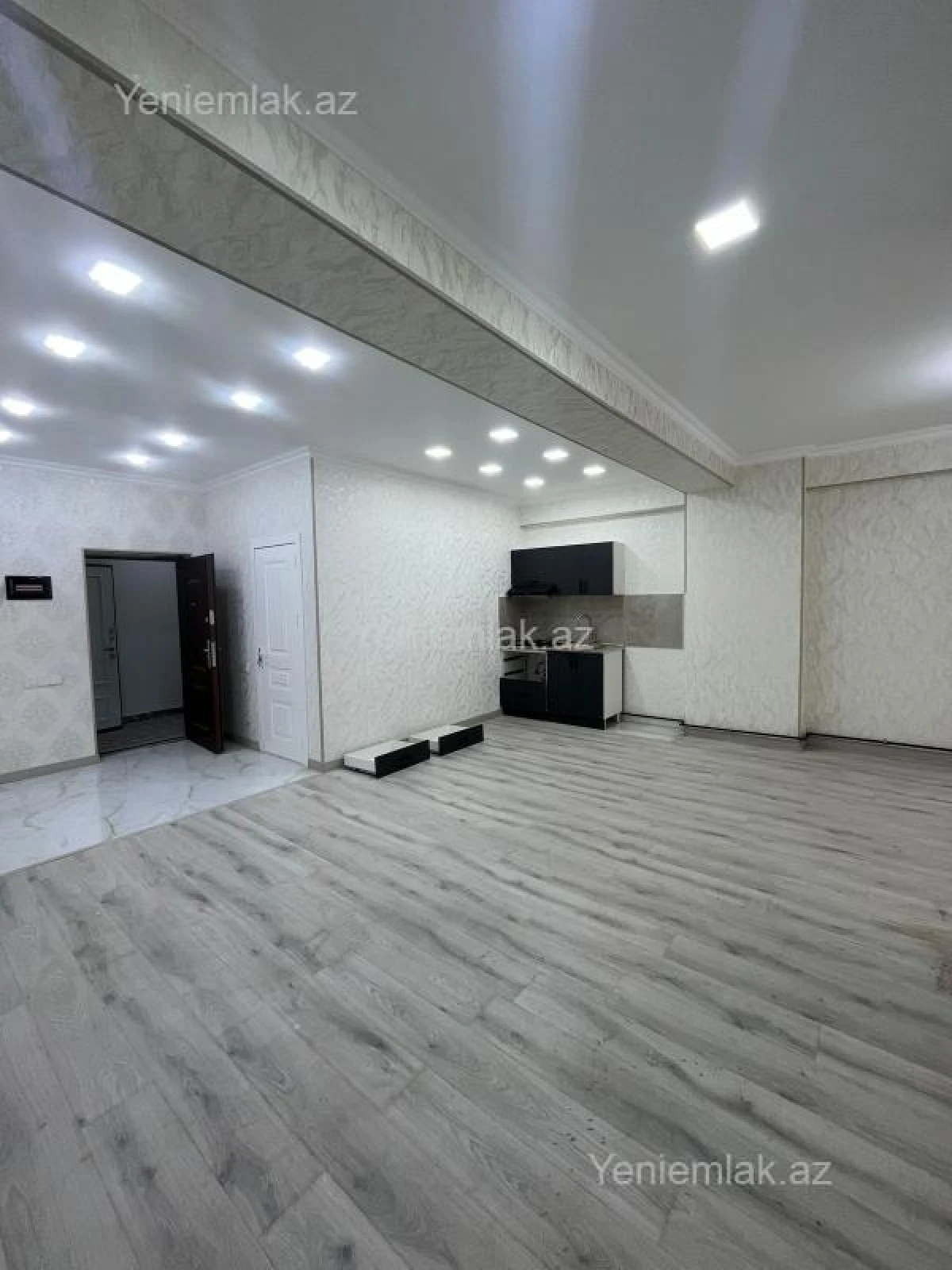 Satılır 2 otaqlı yeni tikili 60 m²