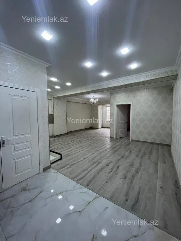 Satılır 2 otaqlı yeni tikili 60 m²