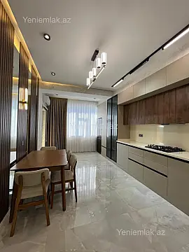 Satılır 3 otaqlı yeni tikili 140 m²