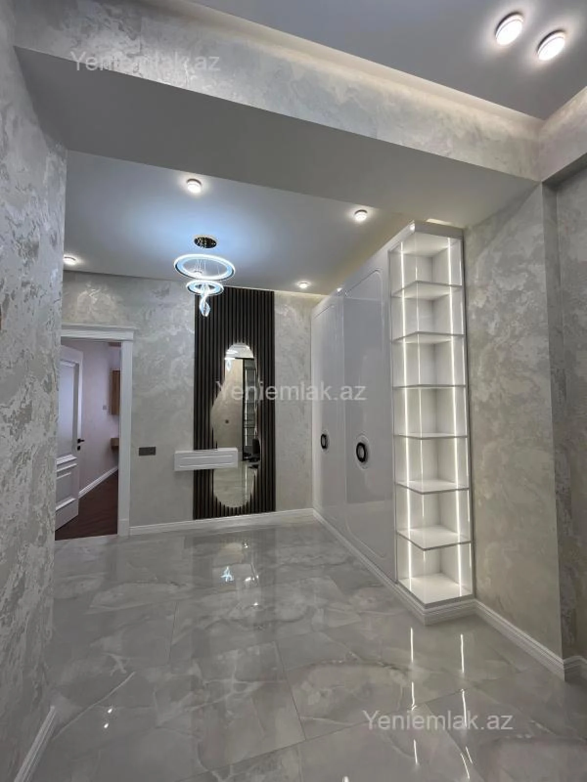 Satılır 3 otaqlı yeni tikili 140 m²