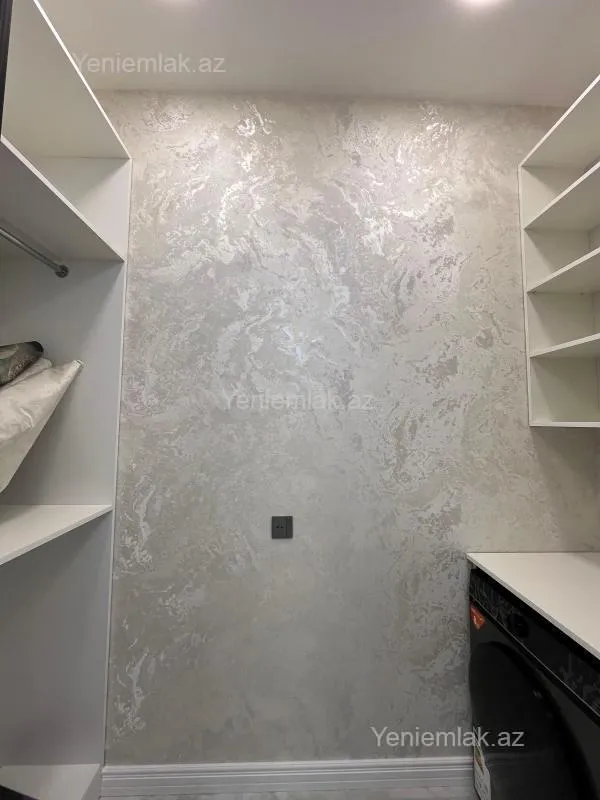 Satılır 3 otaqlı yeni tikili 140 m²