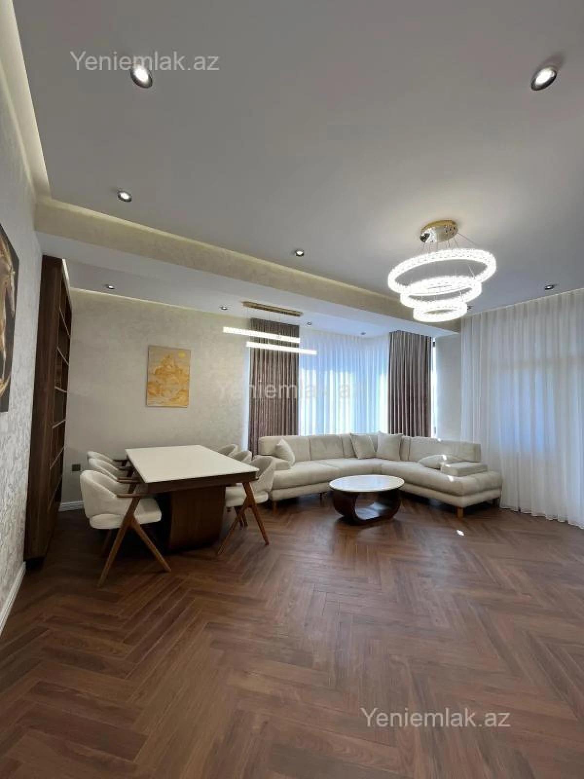 Satılır 3 otaqlı yeni tikili 140 m²