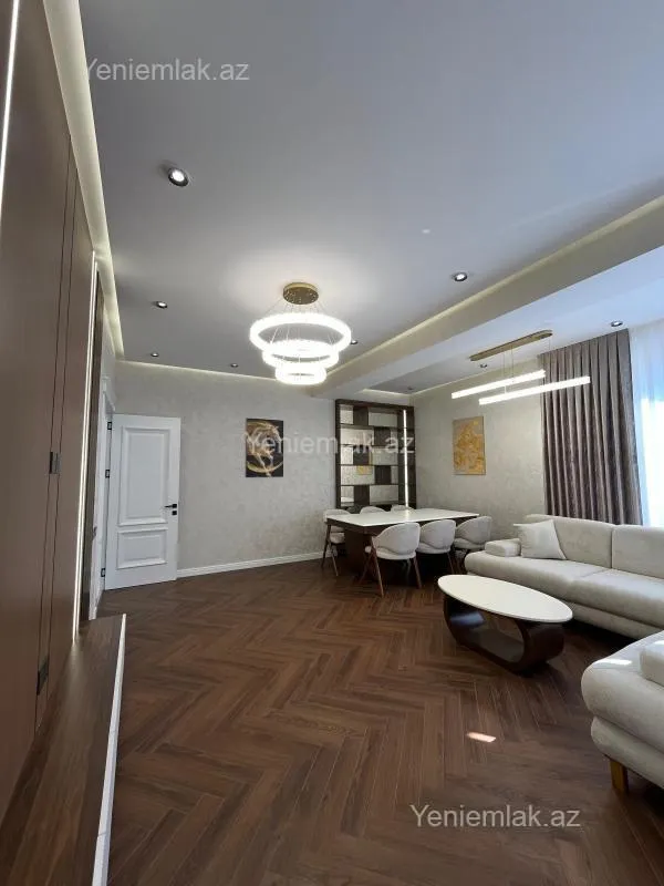 Satılır 3 otaqlı yeni tikili 140 m²