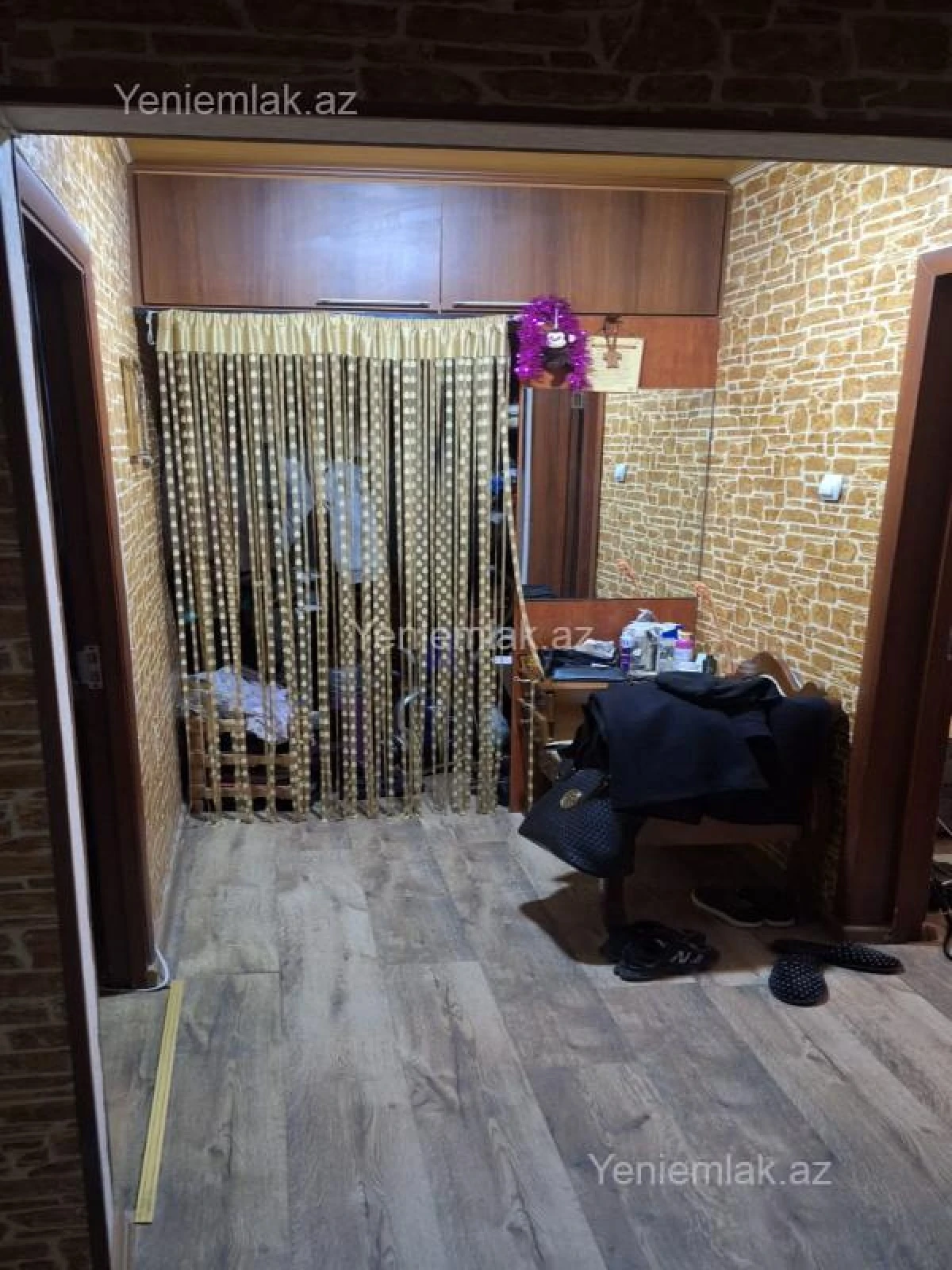 Satılır 2 otaqlı köhnə tikili 50 m²