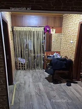 Satılır 2 otaqlı köhnə tikili 50 m²