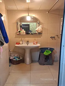 Satılır 2 otaqlı köhnə tikili 50 m²