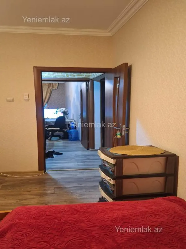 Satılır 2 otaqlı köhnə tikili 50 m²