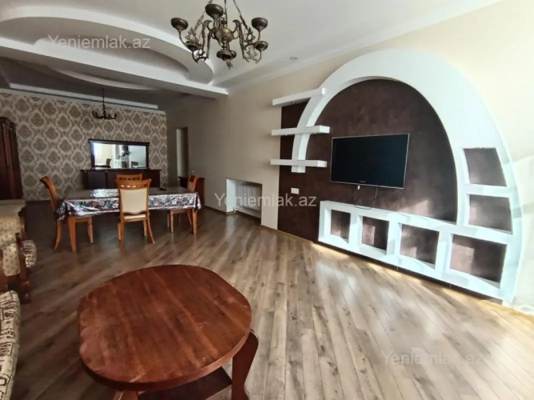 Satılır 3 otaqlı yeni tikili 150 m²