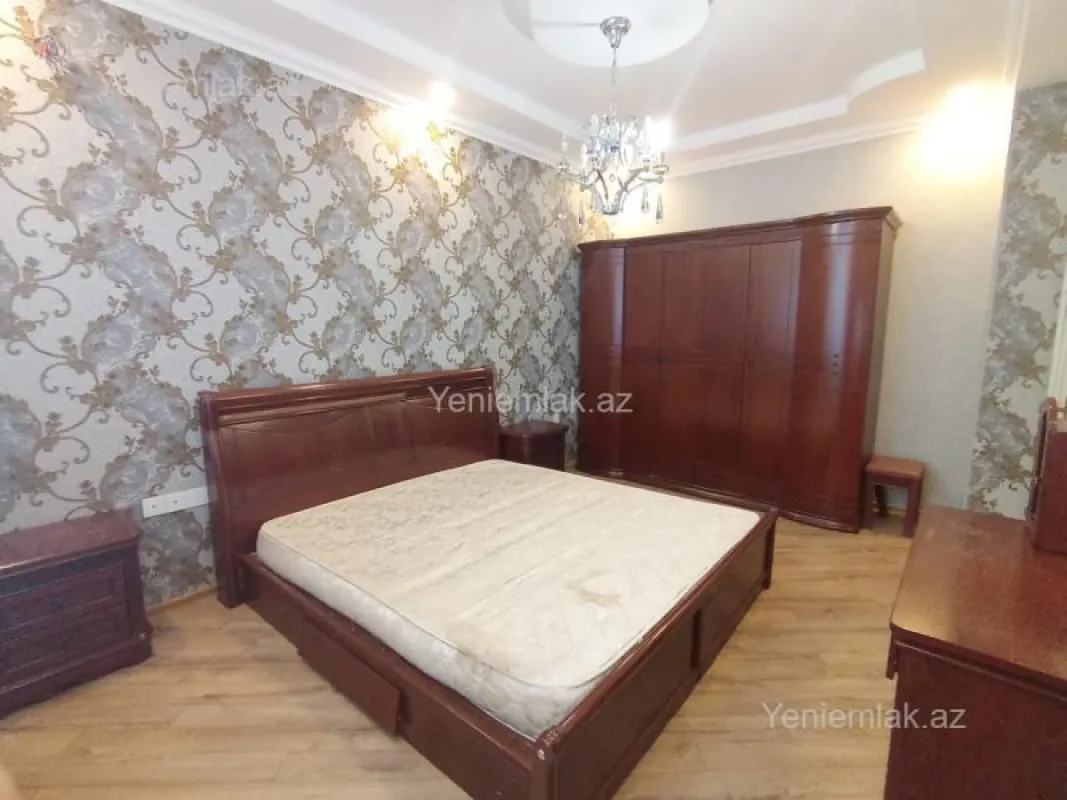 Satılır 3 otaqlı yeni tikili 150 m²