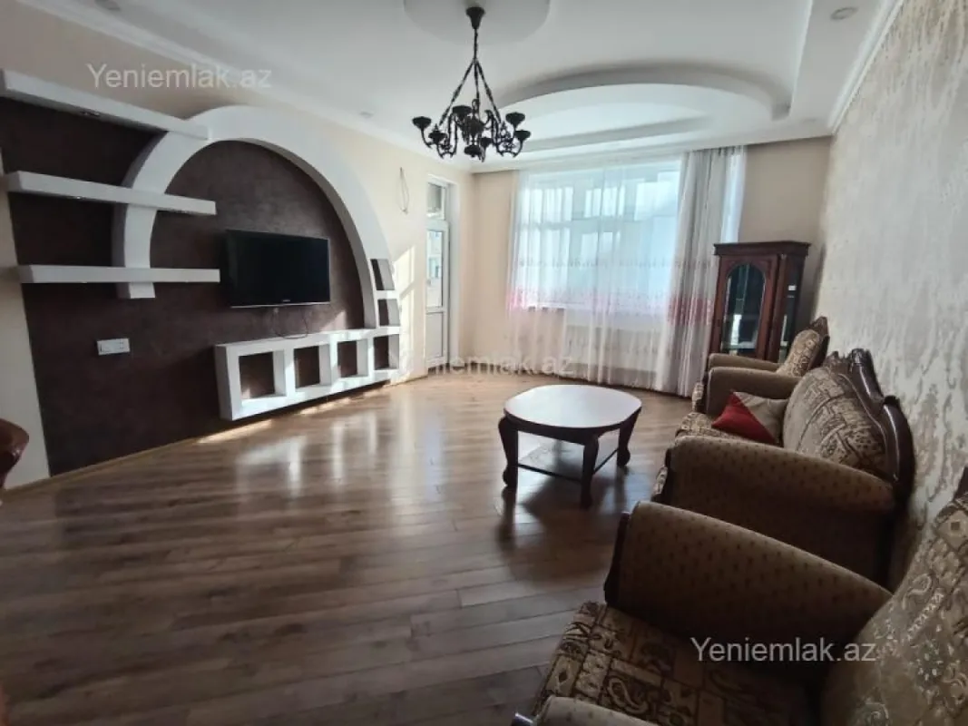 Satılır 3 otaqlı yeni tikili 150 m²