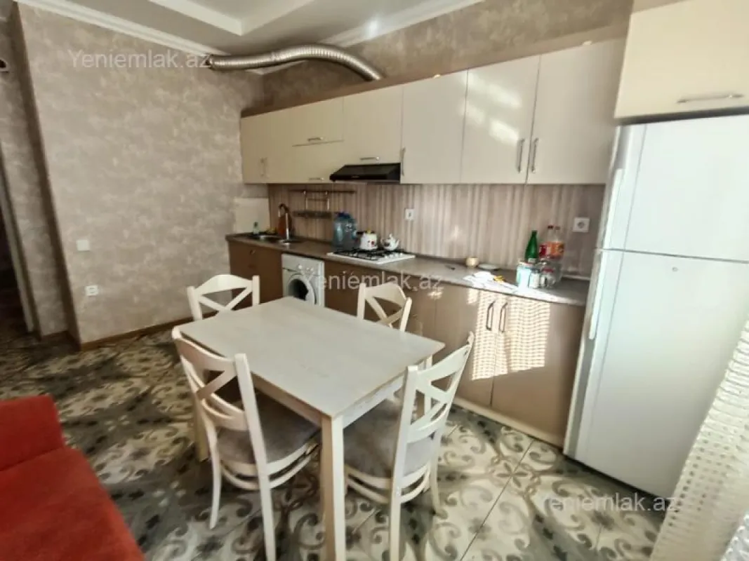 Satılır 3 otaqlı yeni tikili 150 m²