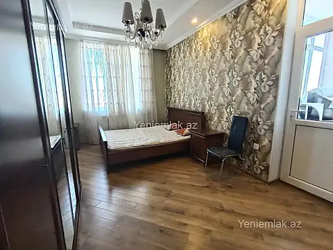 Satılır 3 otaqlı yeni tikili 150 m²