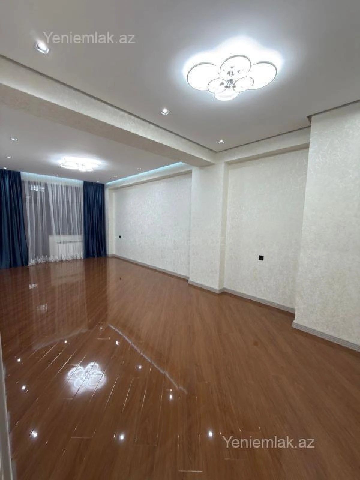 Satılır 3 otaqlı yeni tikili 148 m²