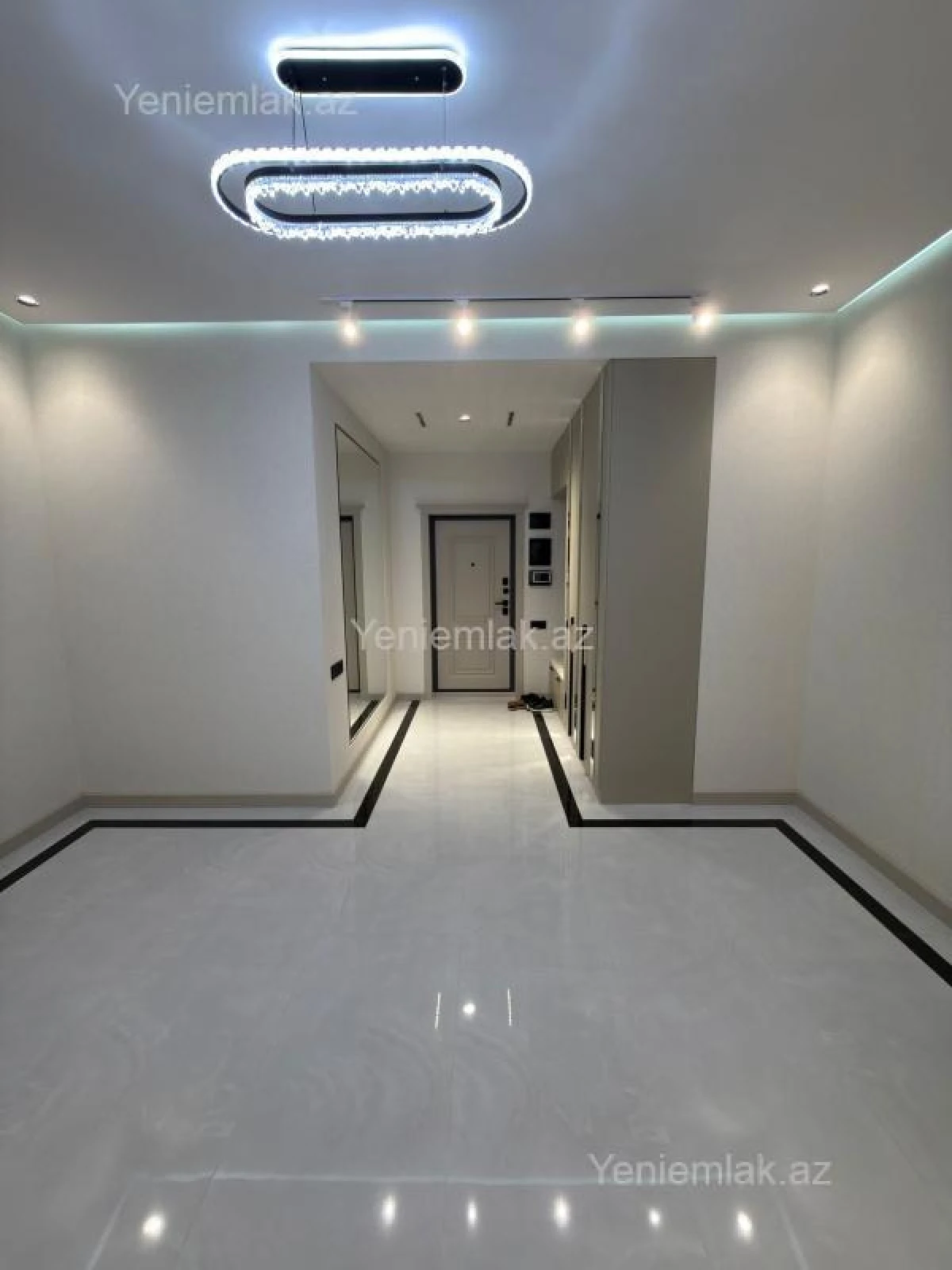 Satılır 3 otaqlı yeni tikili 148 m²
