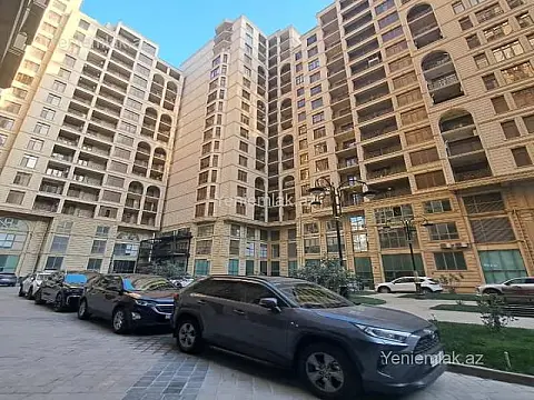Satılır 4 otaqlı yeni tikili 210 m²
