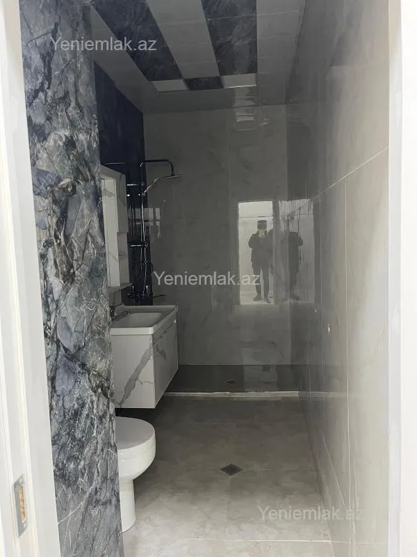 Satılır 2 otaqlı yeni tikili 62 m²