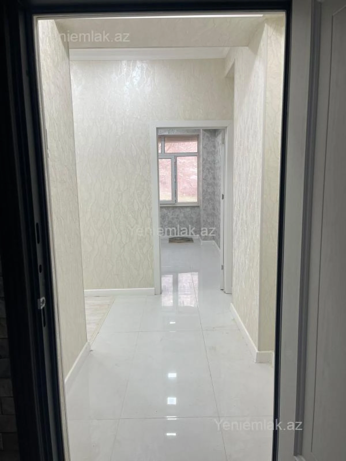 Satılır 2 otaqlı yeni tikili 62 m²