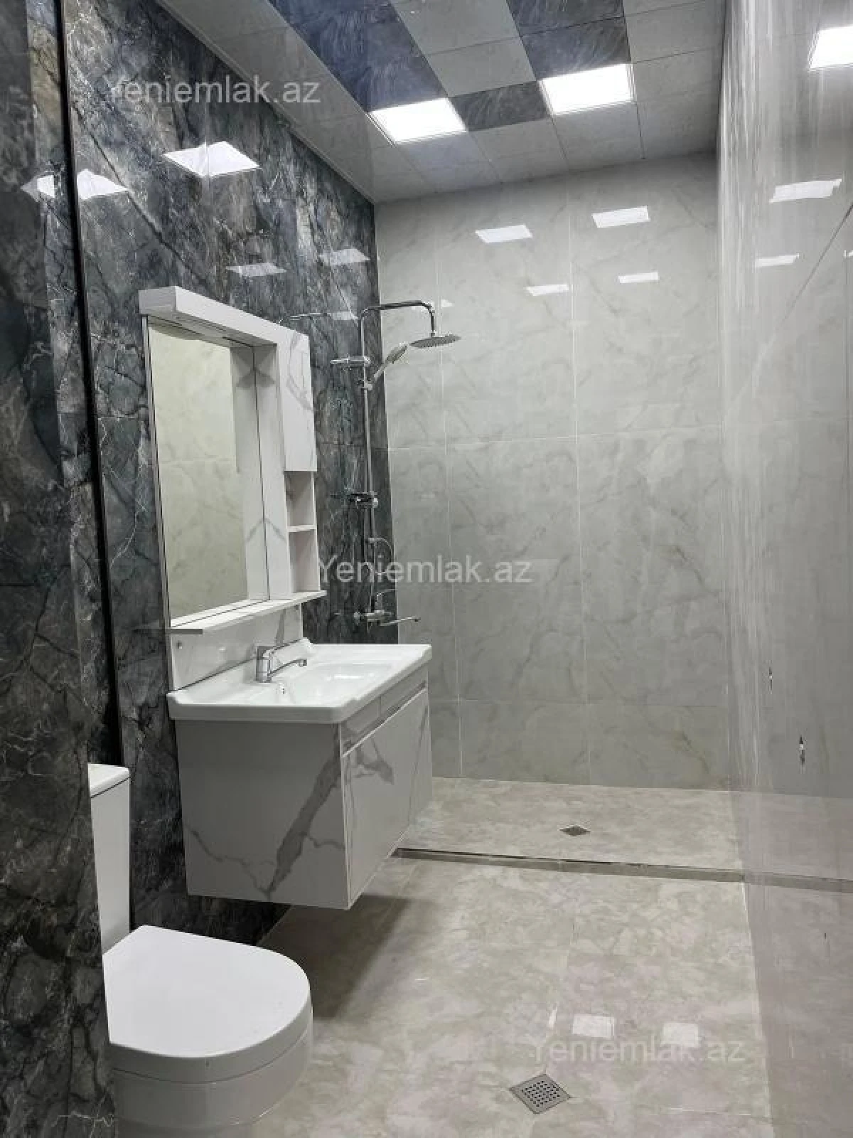 Satılır 2 otaqlı yeni tikili 62 m²