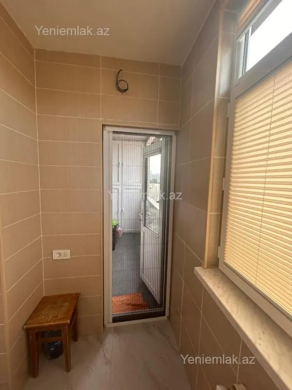Satılır 3 otaqlı köhnə tikili 80 m²