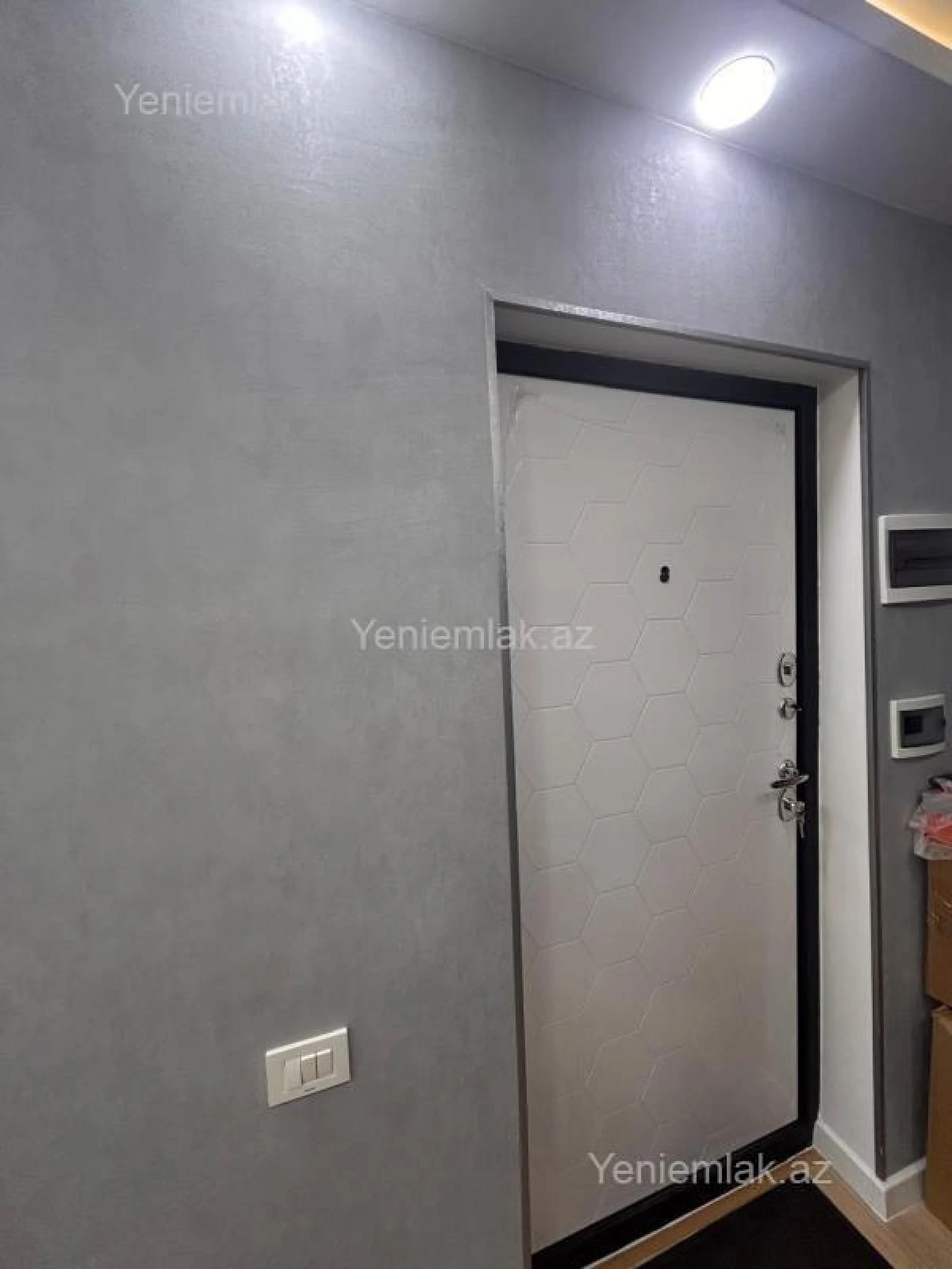 Satılır 3 otaqlı köhnə tikili 80 m²