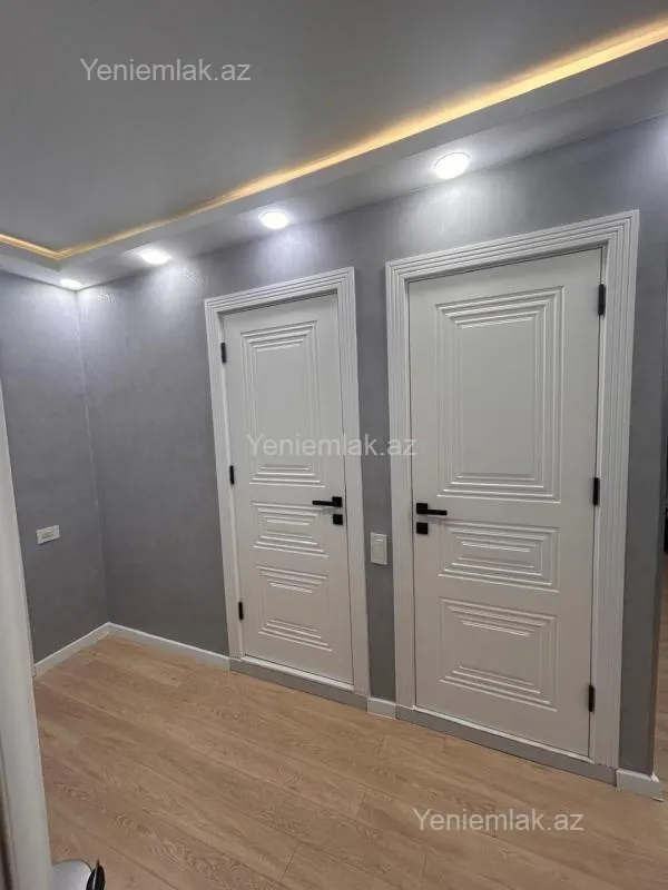 Satılır 3 otaqlı köhnə tikili 80 m²